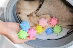 Hur väljer man och använder kulor korrekt för tvätt av kläder i en tvättmaskin?