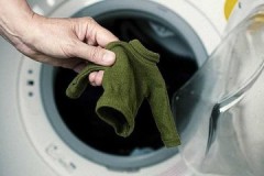 Effektiva metoder för att sträcka en tröja som har suttit ner efter tvätt
