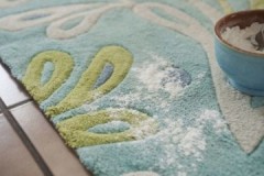 Plusieurs façons efficaces de nettoyer votre tapis à la maison avec du bicarbonate de soude et du vinaigre
