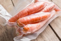 Comment organiser correctement le stockage des carottes dans des sacs?