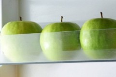La question brûlante est: les pommes peuvent-elles être conservées au réfrigérateur?