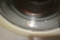Vad händer om jag av misstag tvättade mitt USB-minne i tvättmaskinen?