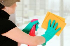 טריקים קטנים כיצד לנקות חלונות עם חומץ